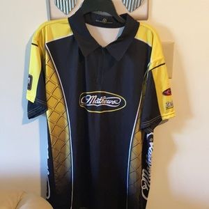 Mathews XL black and yellow shirt sleeve top